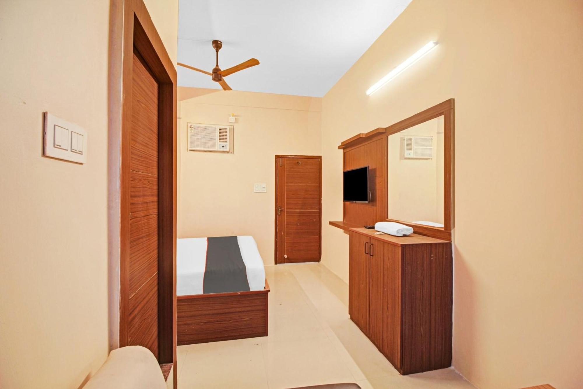 Super Collection O Hotel Aqua Villa Near Netaji Subhash Chandra Bose International Airport Gauripur  Zewnętrze zdjęcie